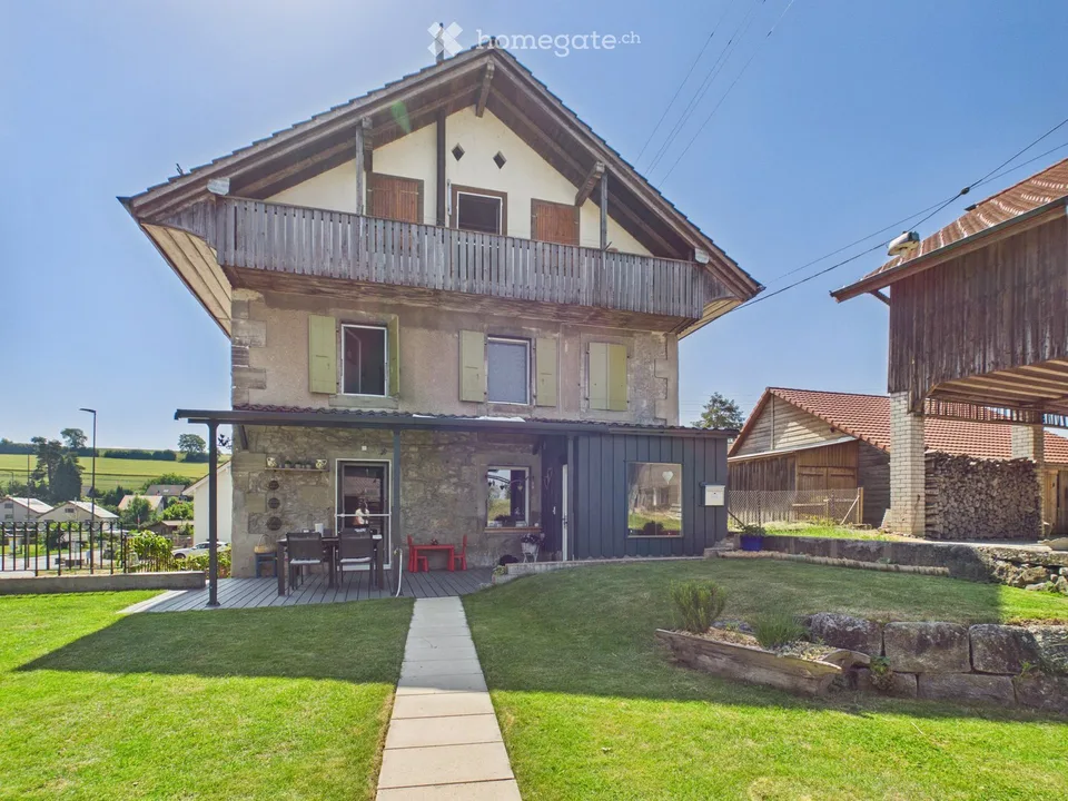 À vendre charmante maison individuelle de 6.5 pièces + studio indépendant