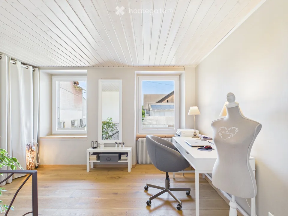 For sale is a charming single-family home with 6.5 rooms + an independent studio