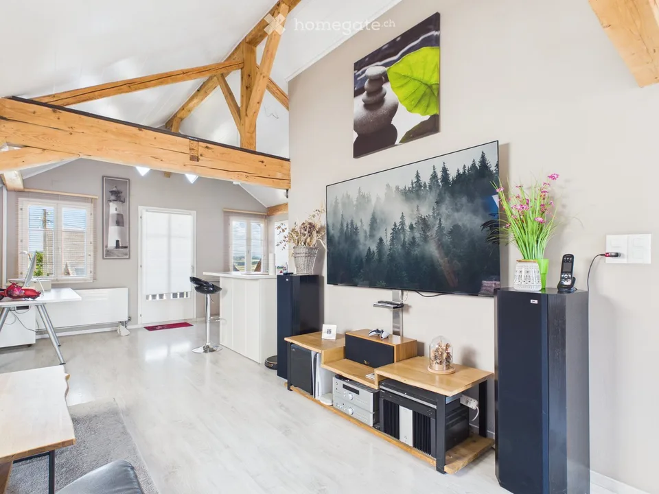 For sale is a charming single-family home with 6.5 rooms + an independent studio