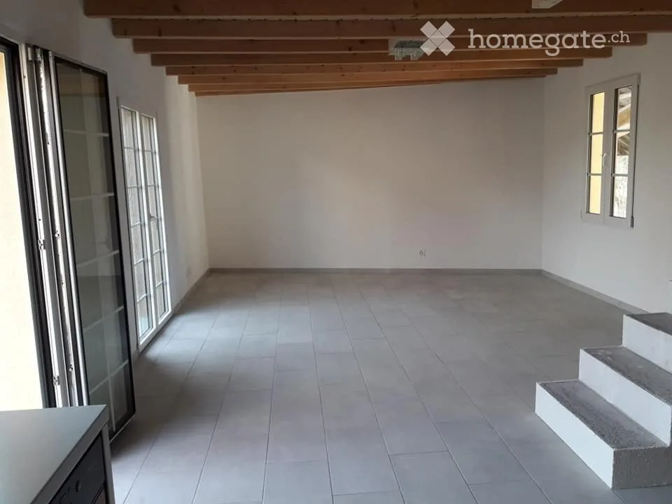 Duplex-Wohnung mit 4.5 Zimmern und Garten