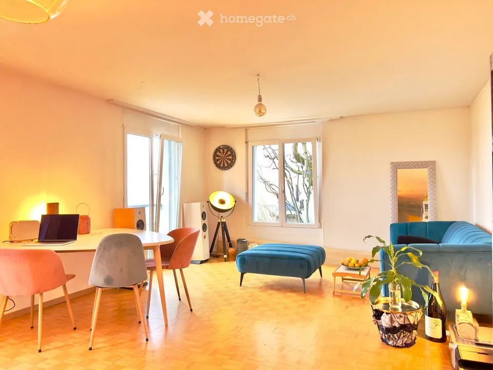 Zimmer in Wohngemeinschaft mit Seeblick in Neuchâtel