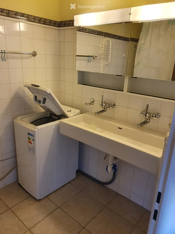 Zentrumsnahe grosse 3-Zi.-Whg., 5.OG, Nähe Aeschenplatz u. St.Alban-Vorstadt