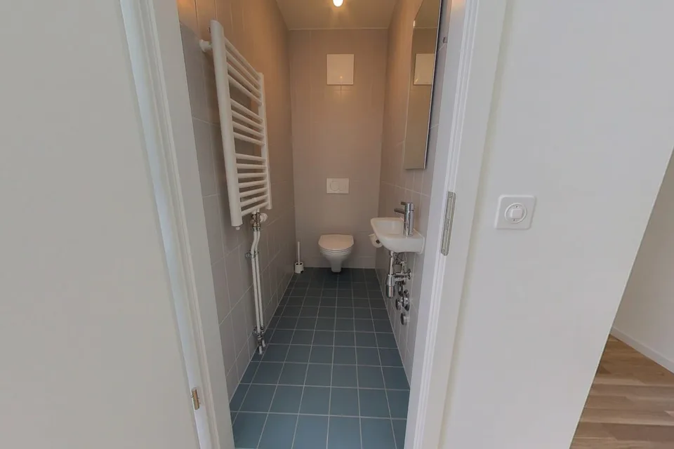 Newly renovated 75 m² 2-bedroom apartment
