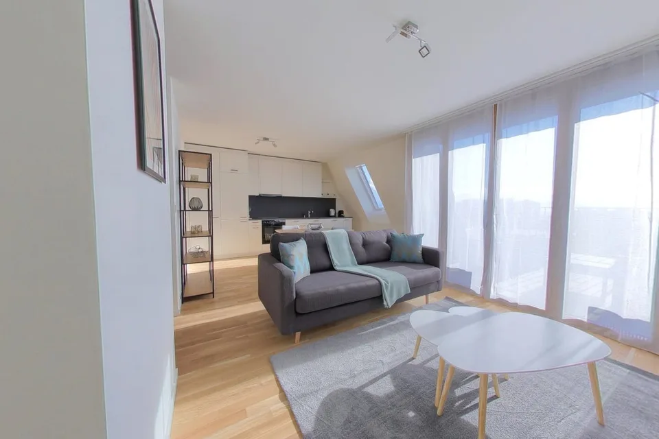 Newly renovated 75 m² 2-bedroom apartment
