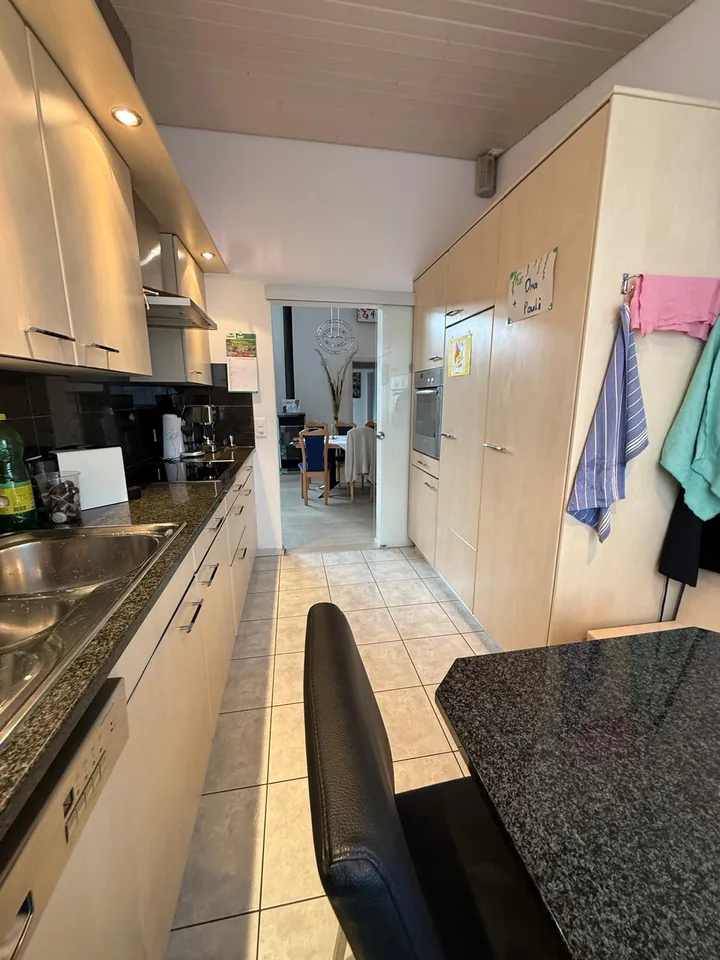 Attractive 4-room attic apartment with lift access directly into the apartment