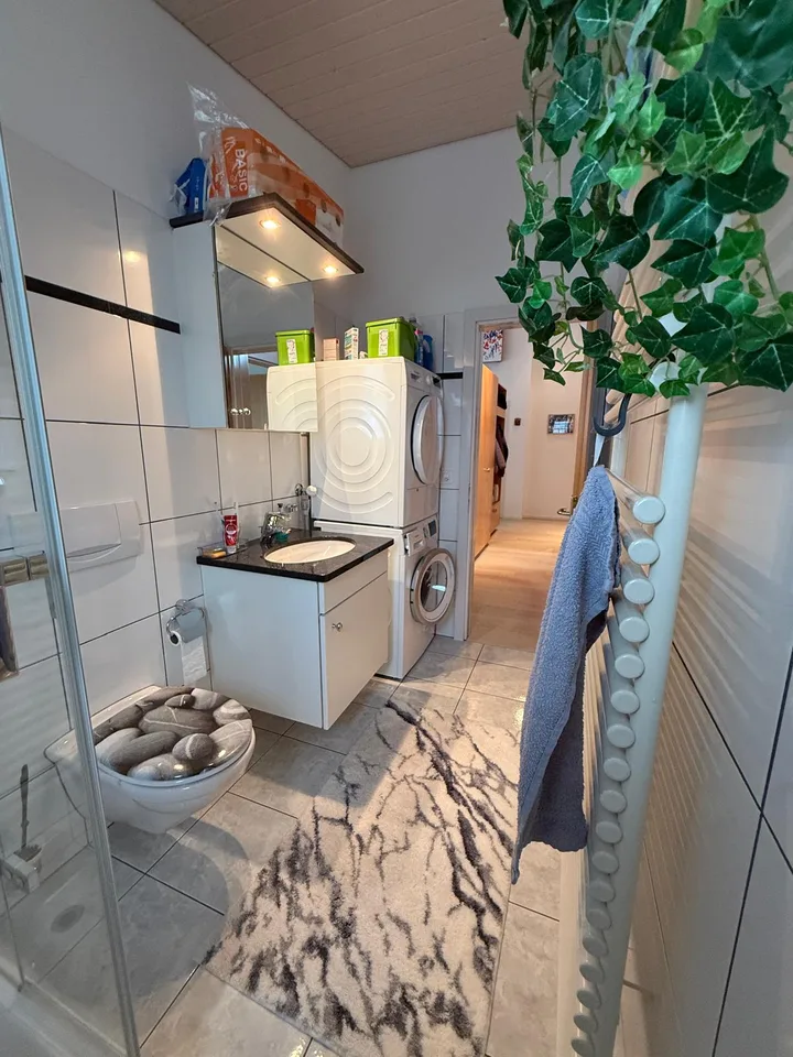 Attractive 4-room attic apartment with lift access directly into the apartment