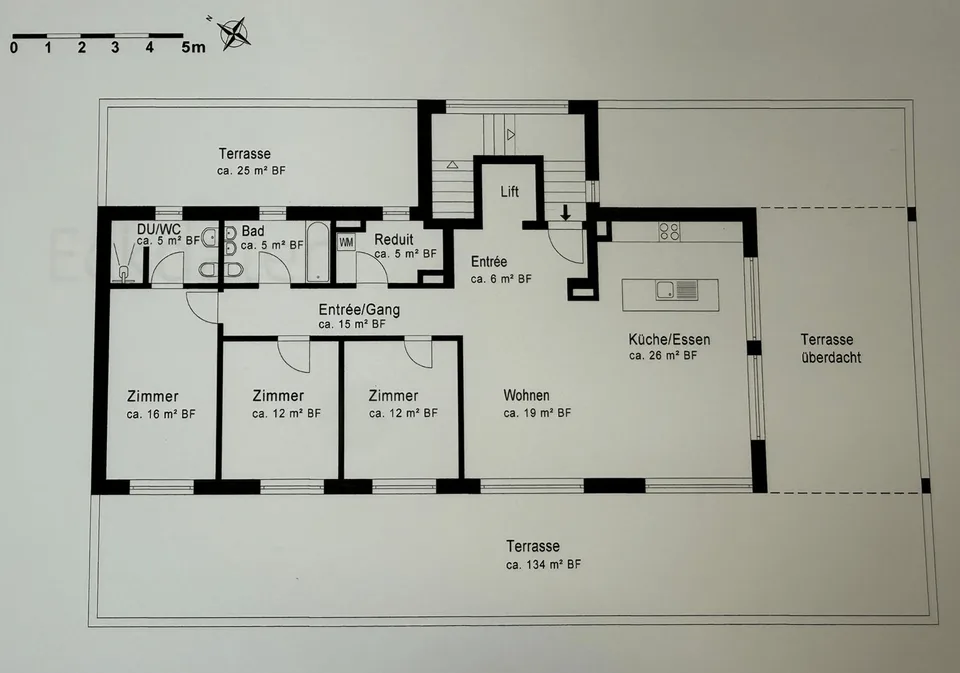 Modern 4.5-room attic apartment with countryside view