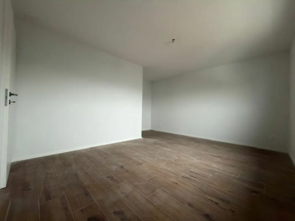 Neue 5.5-Zimmer-Wohnung im 1. Stock in Farvagny