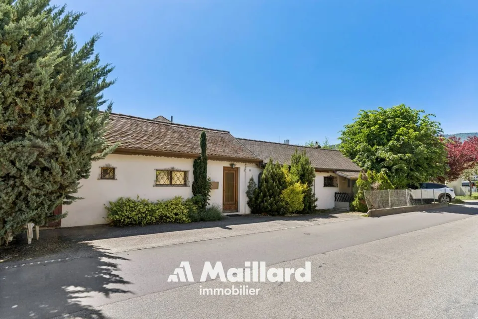 Cortaillod - Maison de village individuelle avec garage