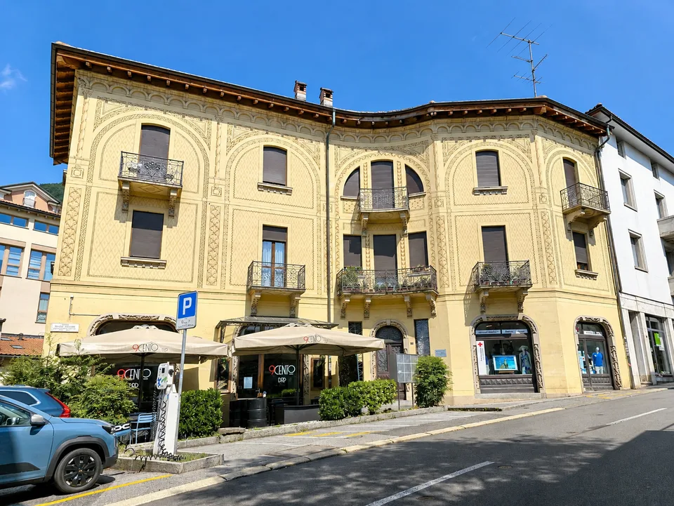 Mendrisio centro: Affittasi affascinante mansarda 4.5 locali in stabile d'epoca ideale per studenti