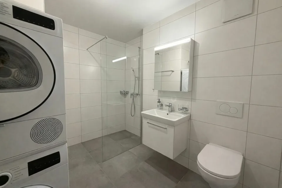 Erste Monatsmiete geschenkt ! 4,5-Zimmer-Duplexwohnung in Siselen