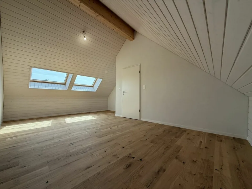 First month's rent free! 3.5-room duplex apartment in Siselen