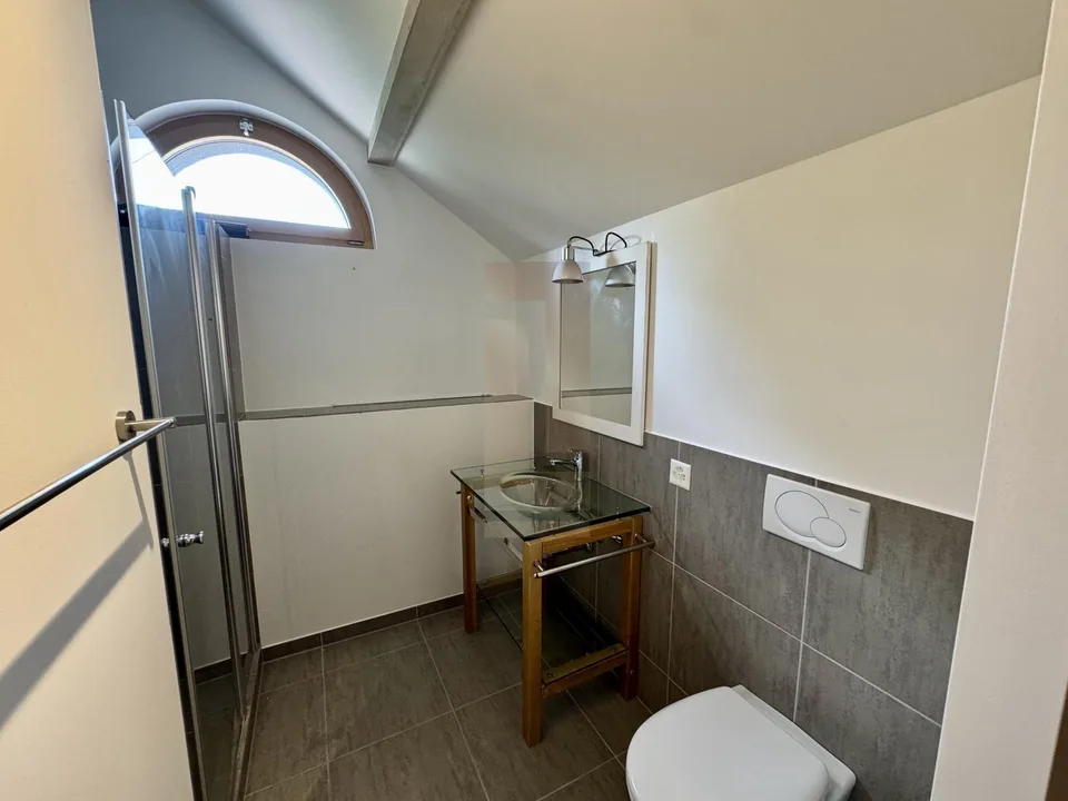 Bella villa contemporanea nel cuore della campagna ginevrina