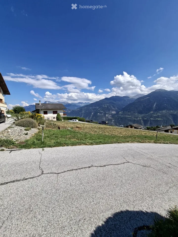 Terreno edificabile con vista eccezionale a Lens, Vallese