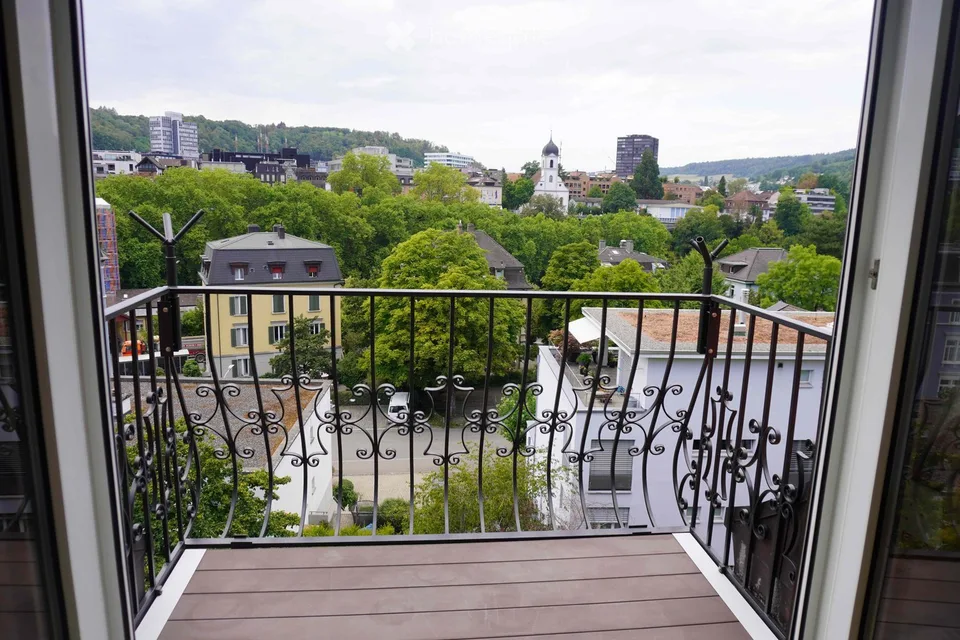 Aussergewöhnliche Attika-Wohnung mit herrliche Aussicht auf Baden