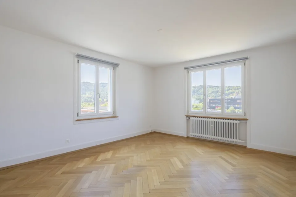 Appartamento di charme in vecchio edificio direttamente alla stazione di Wettingen