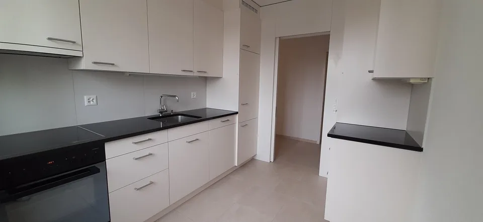 Age-appropriate 3-room cooperative apartment in Zürich Albisrieden