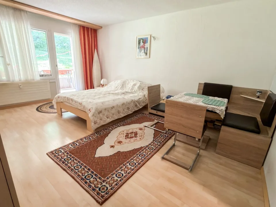 Charmante 1-Zimmer-Wohnung mit Balkon und herrlicher Aussicht in Vulpera