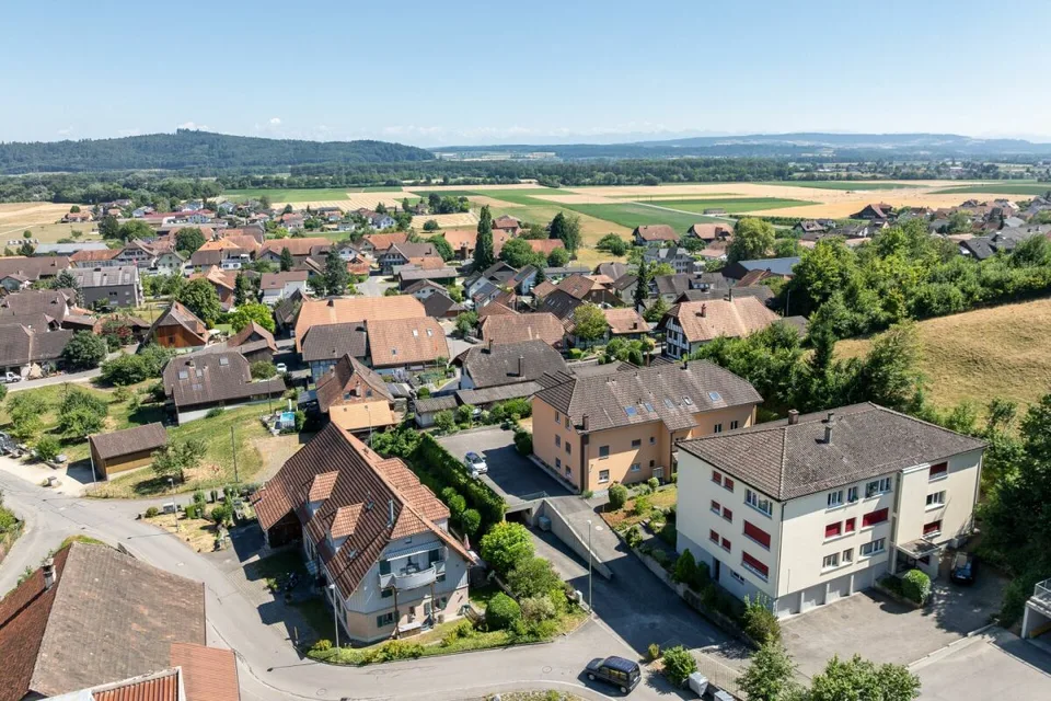 Charming 2.5-room apartment in Safnern