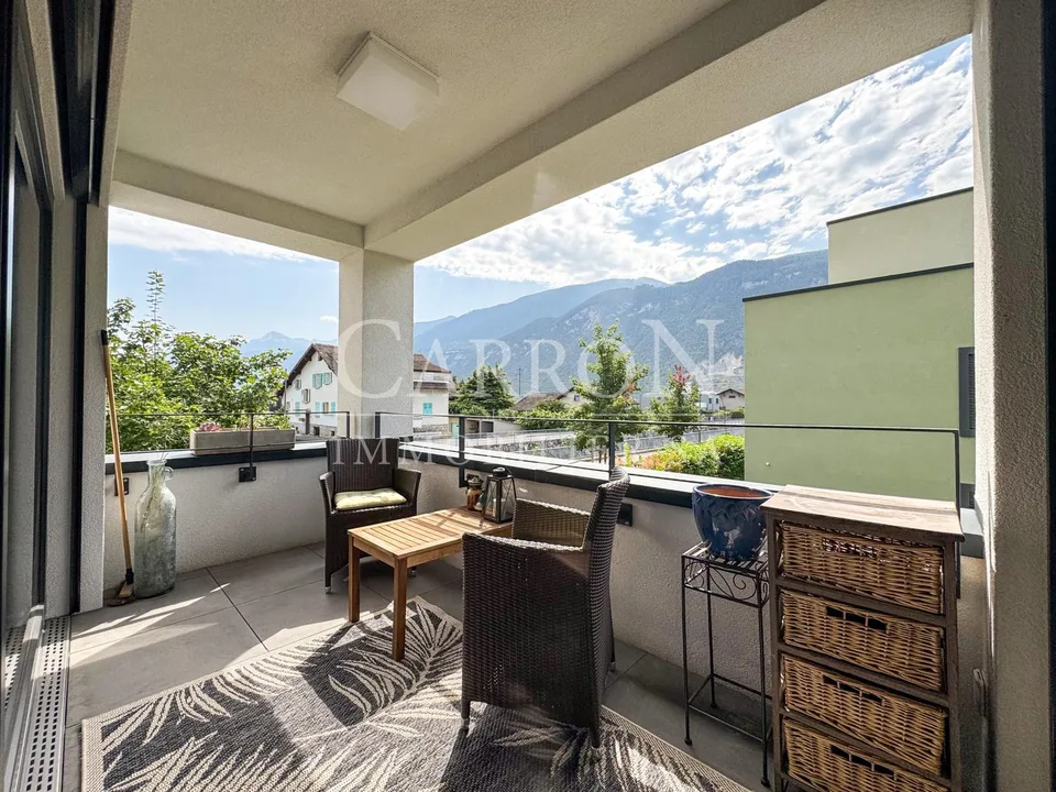 2.5 pièces moderne et lumineux avec terrasse à Uvrier