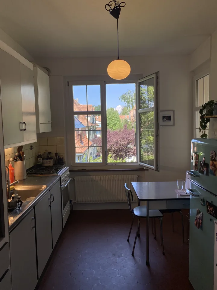 2½ ZI-WOHNUNG IN BERN, MÖBLIERT, TEMPORÄR