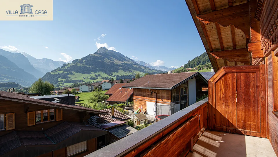 Alpine Dachwohnung inkl. Renovationspaket (optional)