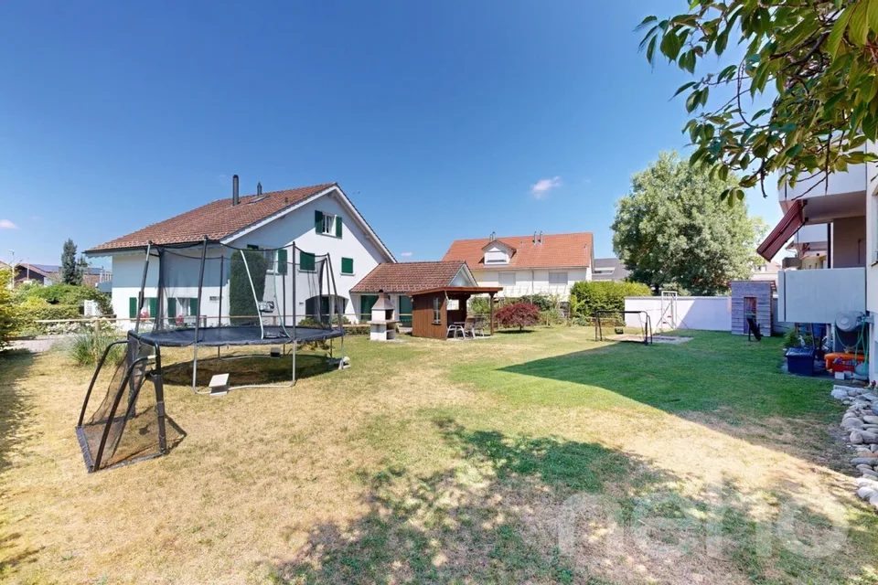 Well-maintained multi-family house with 9 apartments in Schwarzenbach SG