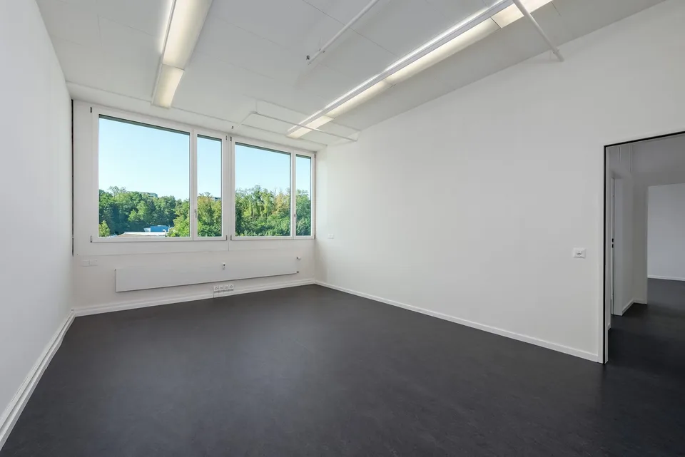 Raum für Ideen: Charmantes Büro mit 3 Zimmern