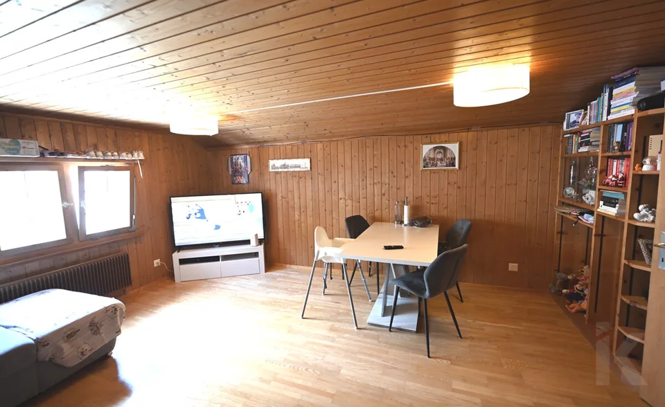 Geräumige 4.5 Zi-Ferienwohnung in Vals