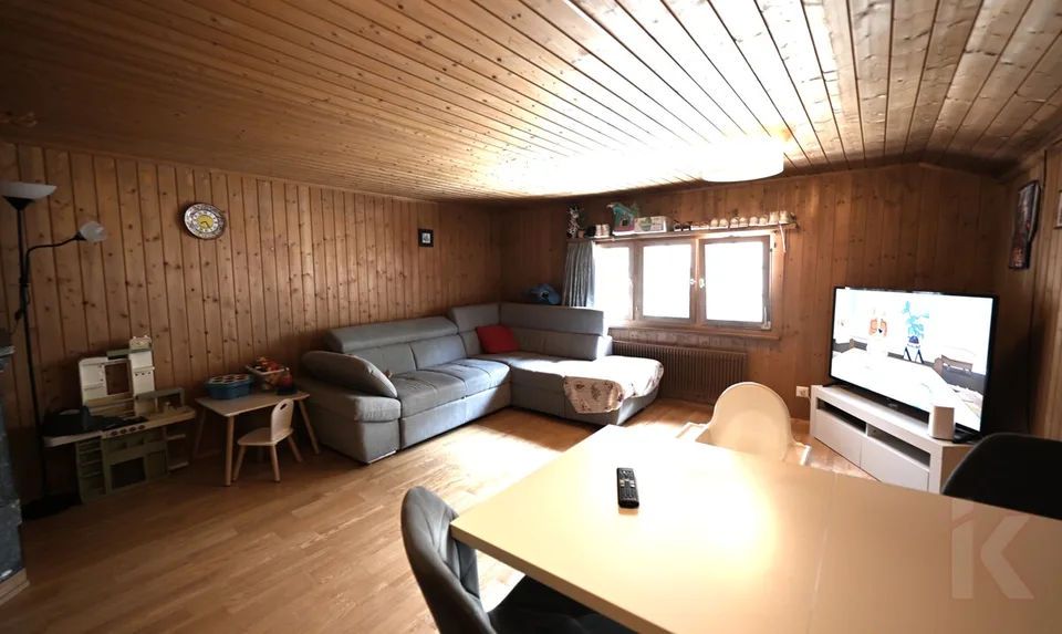 Geräumige 4.5 Zi-Ferienwohnung in Vals