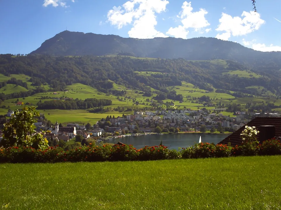 Ihr neues Zuhause: Schönste Aussicht an ruhiger Lage!