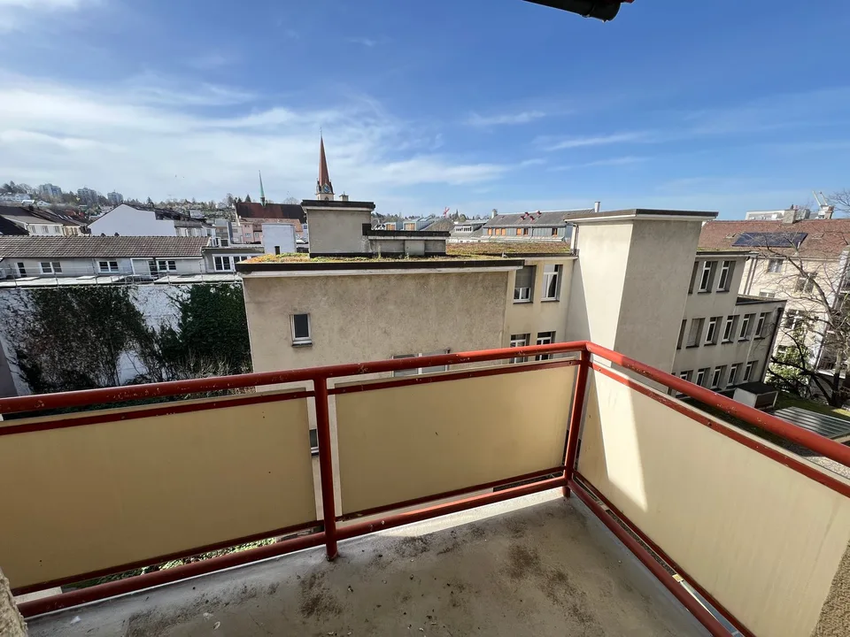 Zentral wohnen im Gundeli ? mit Balkon