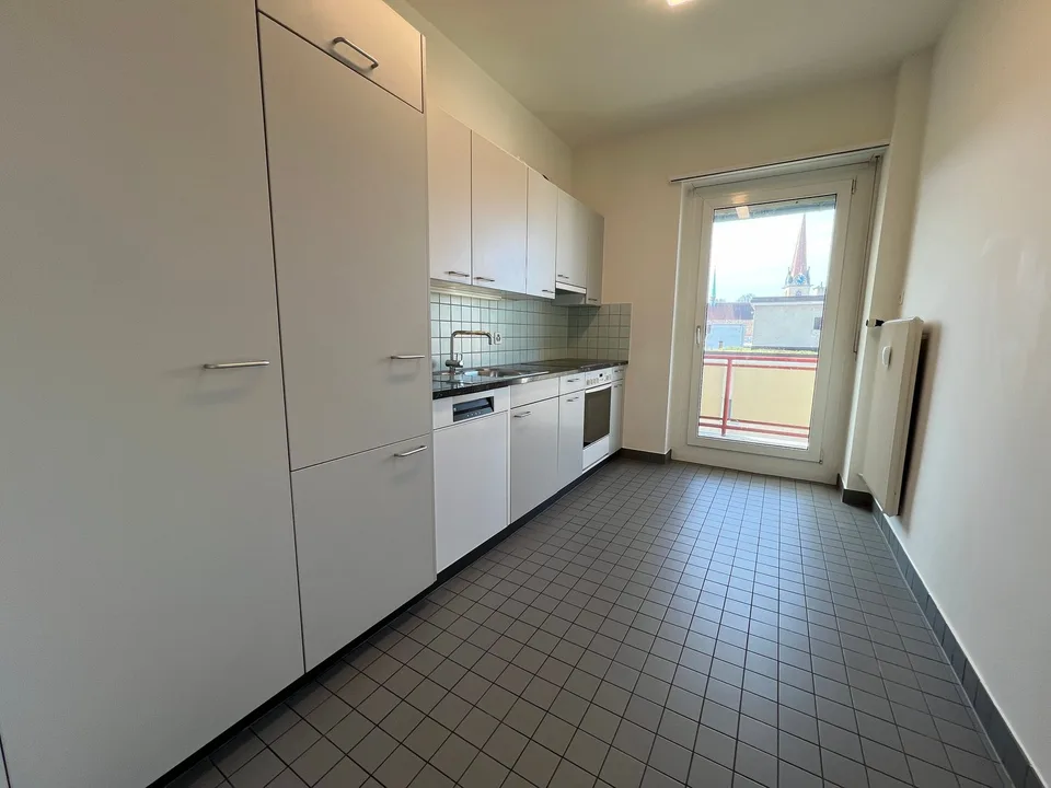 Zentral wohnen im Gundeli ? mit Balkon