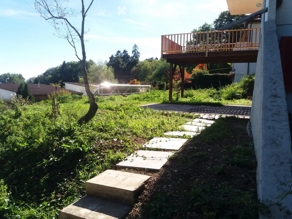 2 pièces au rez-de-chaussée