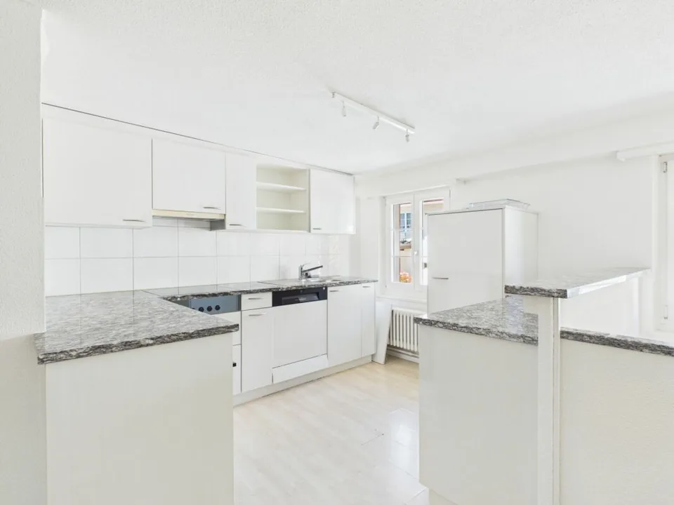 ZWEIFAMILIENHAUS MIT ATTRAKTIVEM MIETPOTENZIAL AN ZENTRALER LAGE