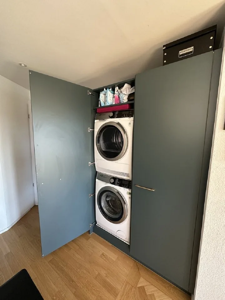 Charming 2.5-room apartment on Langstrasse in Zurich