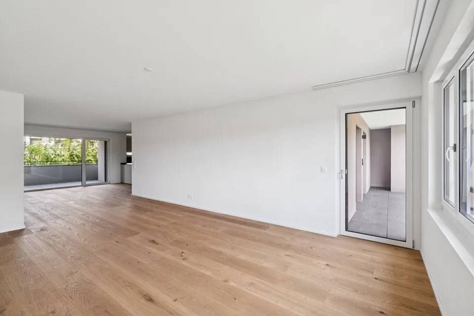 Appartement moderne 4,5 pièces avec trois balcons couverts