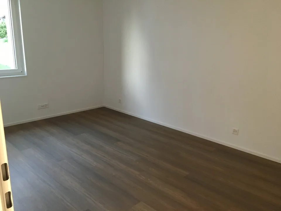 Grosse 3 1/2 Zimmerwohnung mit traumhafter Aussicht