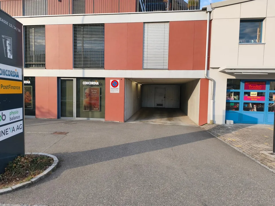 Einstellplätze zu vermieten Widengasse 12, Frick