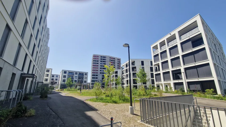 Erste gemeinsame Wohnung mit Sitzplatz