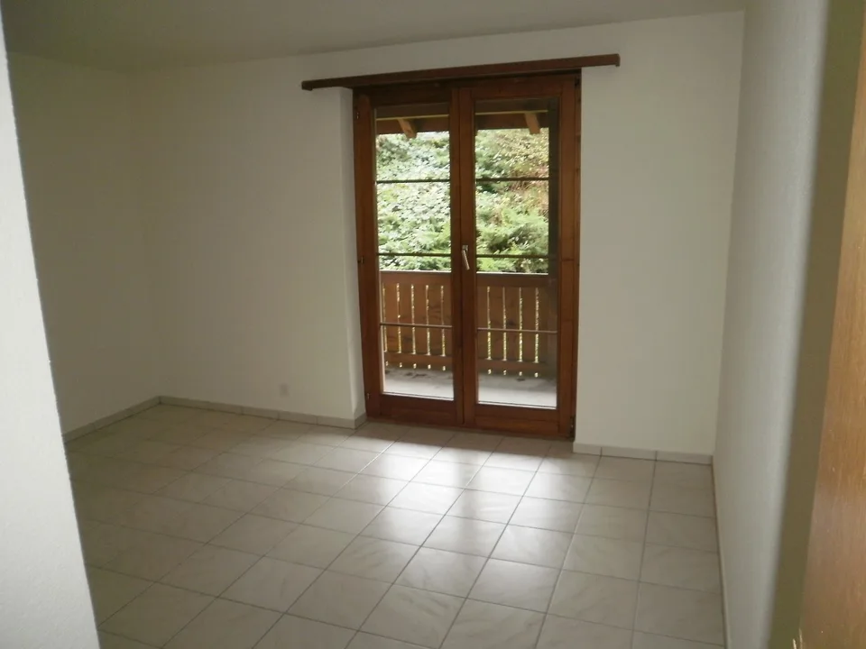 Charmante 4.5 Zimmer Wohnung mit grosser Laube - ab sofort verfügbar!