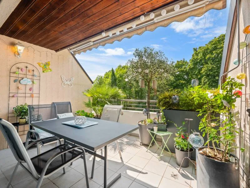 Appartement mit Durchgang - Nyon