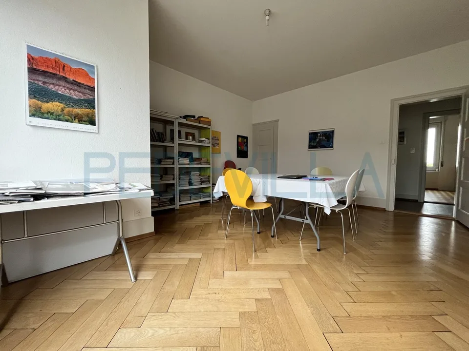 Bureau de 2 pièces à louer - Place de la Gare 8, Bienne