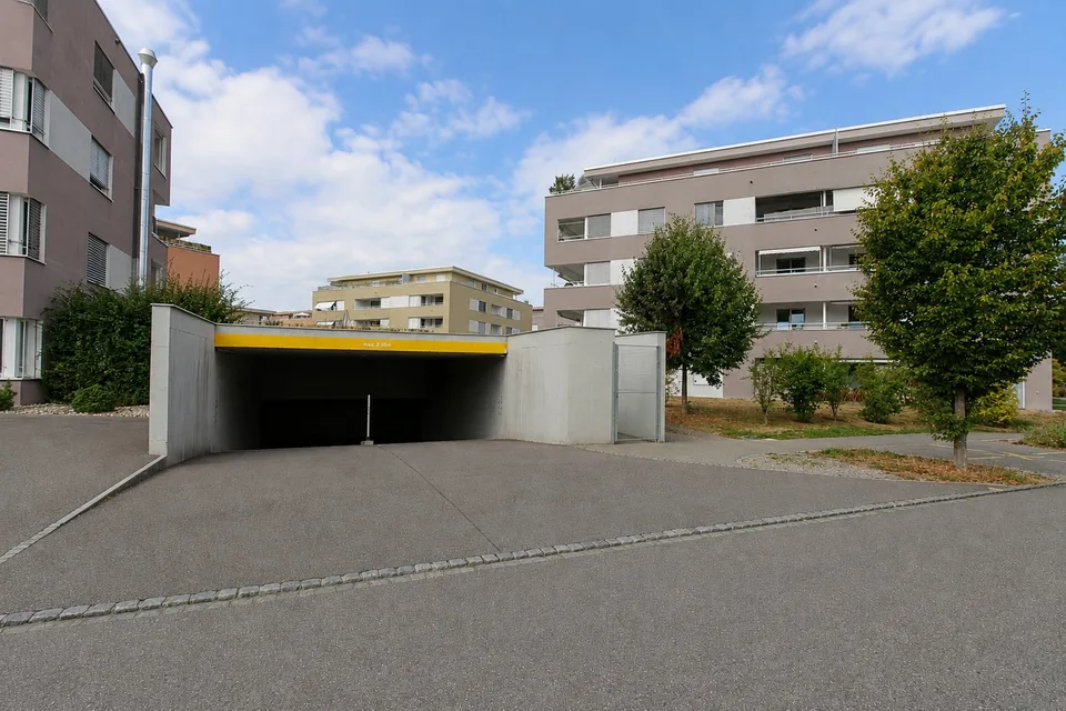 Einstellhallenplatz im Römerpark (Oberentfelden)