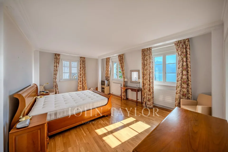 Appartement face au lac au coeur de Montreux