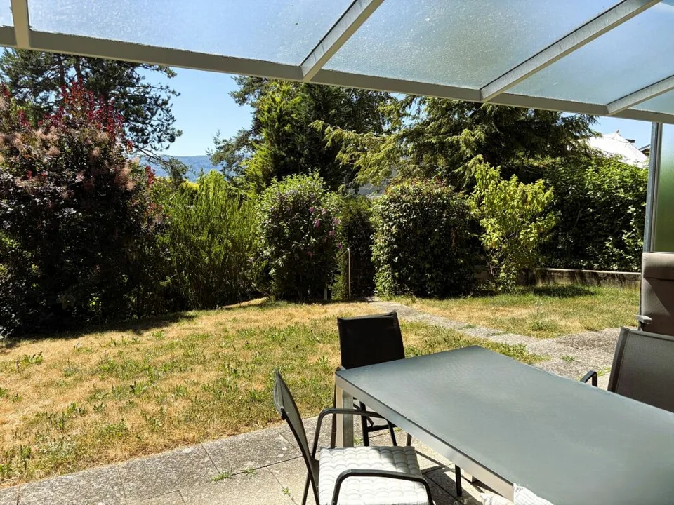703 m² building land or 4.5-room single-family house in need of renovation in a popular residential area