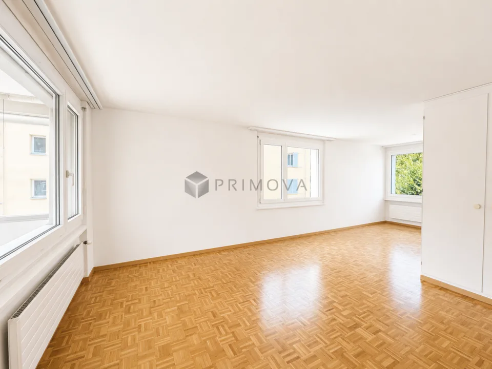 Lichtdurchflutete Wohnung mit Weitsicht an beliebter Lage in Horw zum mit gestalten!