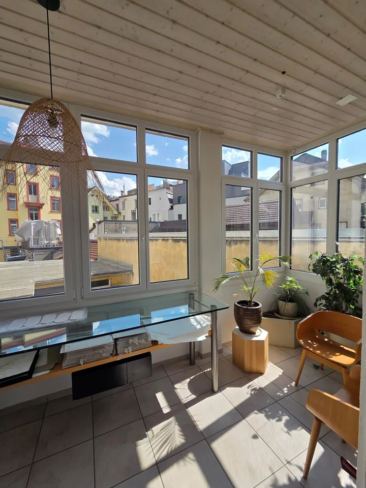 Stilvolle 5-Zimmerwohnung mit Altbaucharme im Herzen von Interlaken