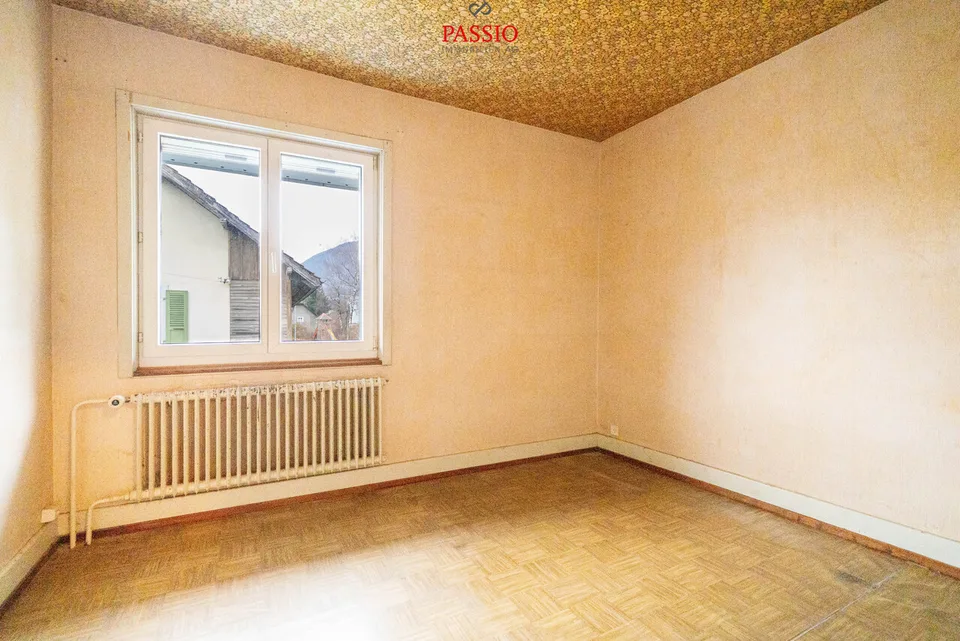 Maison d'habitation, de travail et de développement avec un potentiel d'utilisation polyvalent