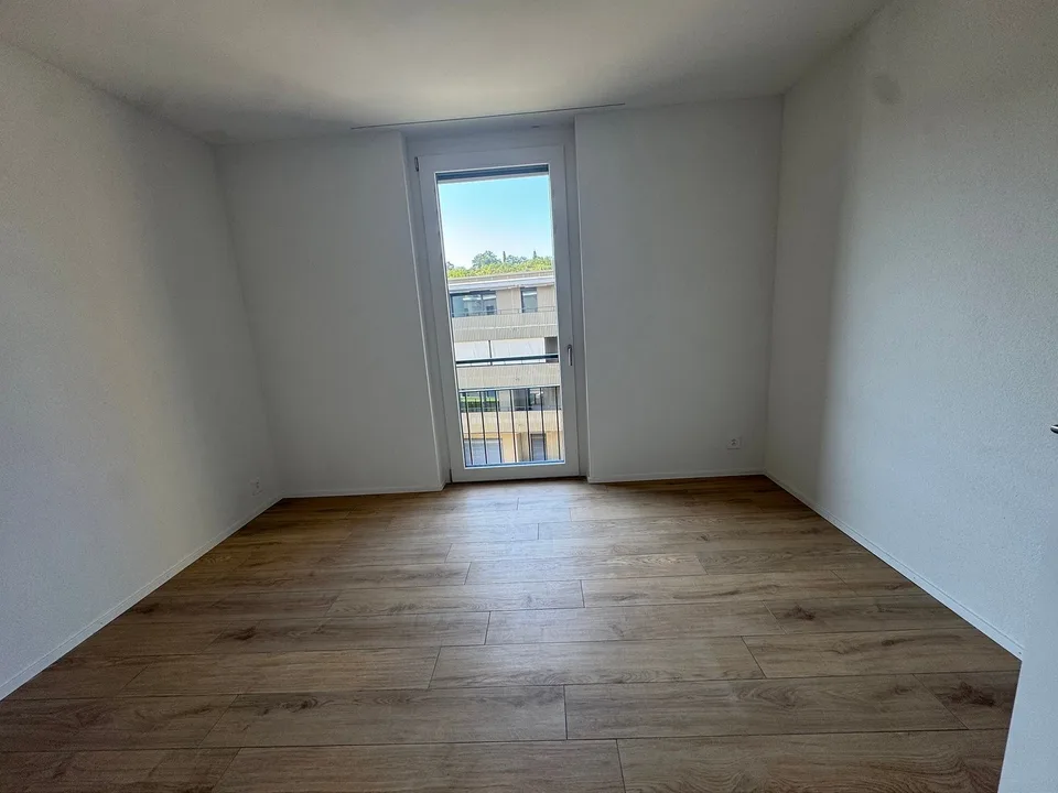 05635 - Appart. 3½ PCES - IMP. CHAMP-RIOND 12 - MATRAN